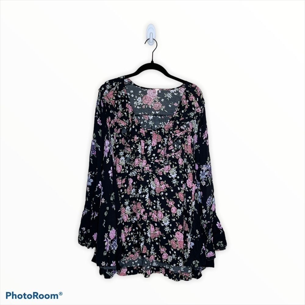 Floral Ruffle Women's Top - Picture 4 of 15